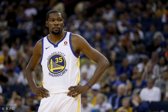 塔图姆31+8利拉德32分 凯尔特人险胜雄鹿7连胜